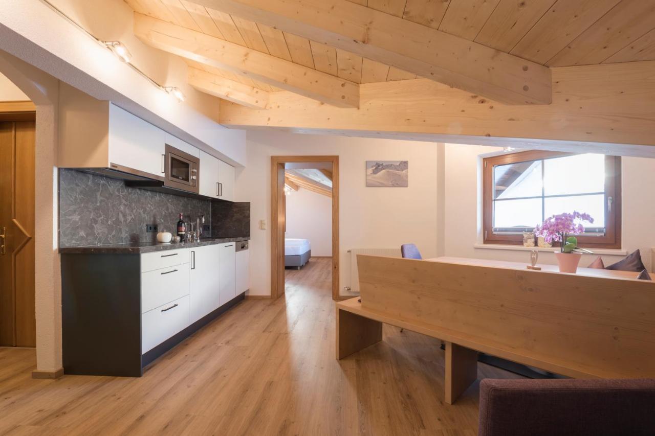 Landhaus Strolz Sankt Anton am Arlberg Esterno foto