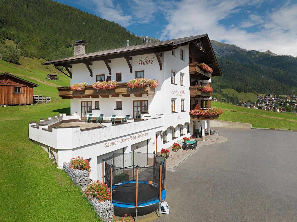 Landhaus Strolz Sankt Anton am Arlberg Esterno foto