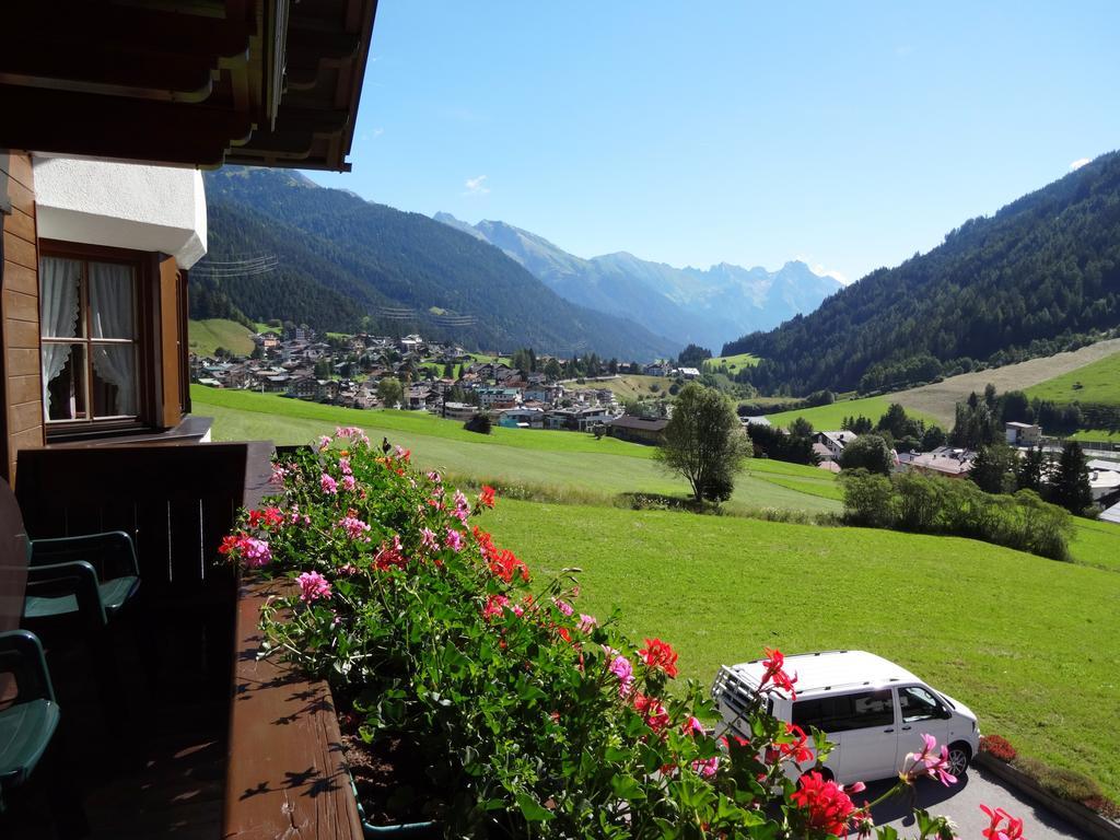 Landhaus Strolz Sankt Anton am Arlberg Camera foto