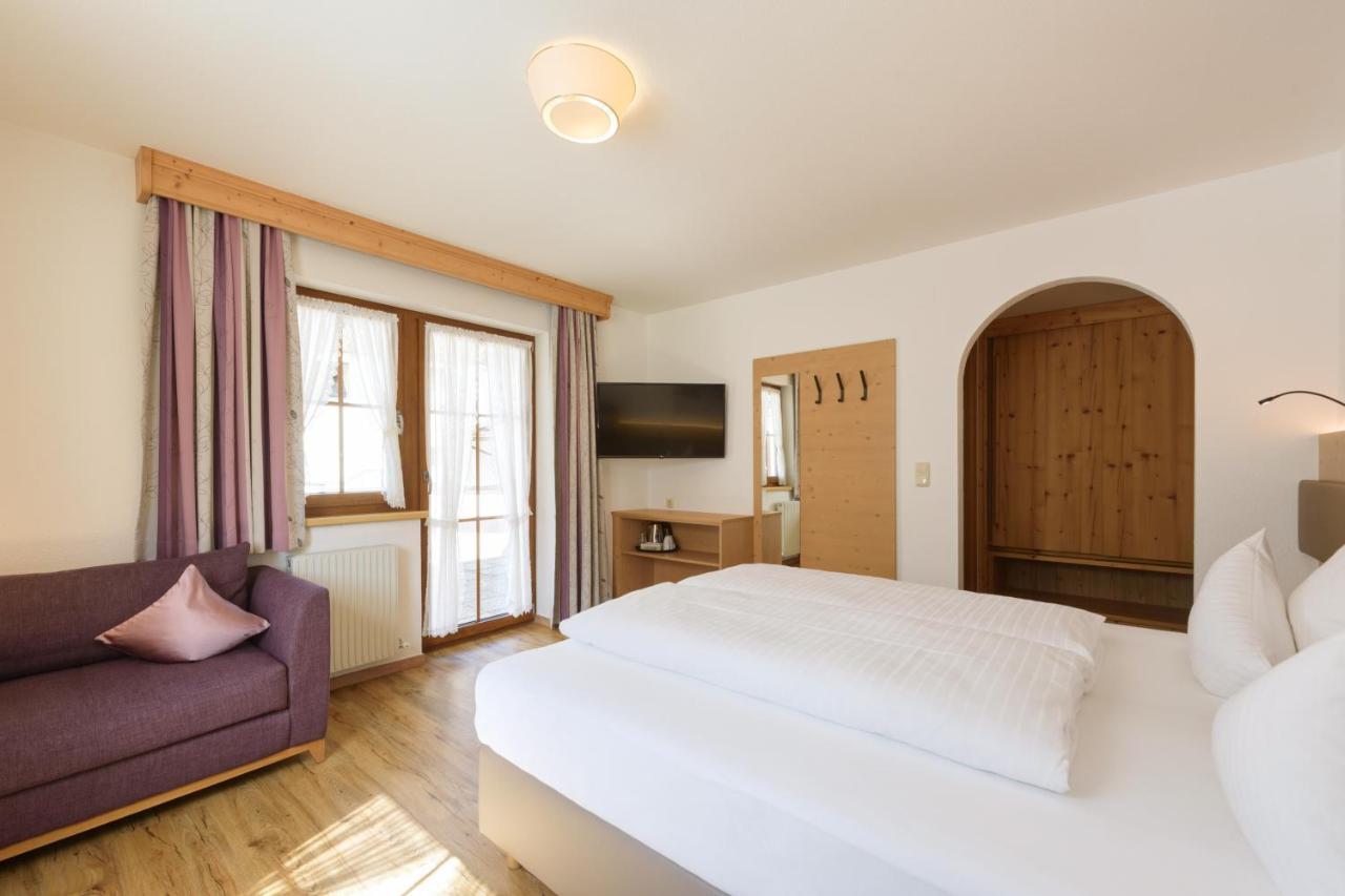 Landhaus Strolz Sankt Anton am Arlberg Esterno foto