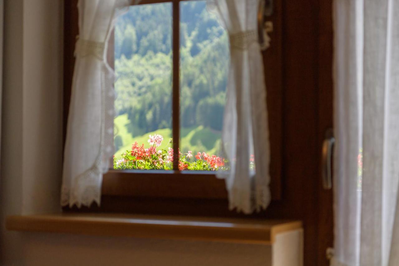 Landhaus Strolz Sankt Anton am Arlberg Esterno foto