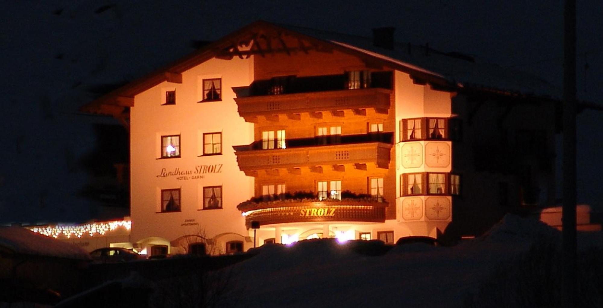 Landhaus Strolz Sankt Anton am Arlberg Esterno foto