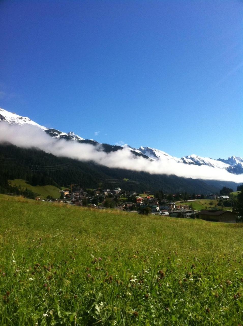 Landhaus Strolz Sankt Anton am Arlberg Esterno foto