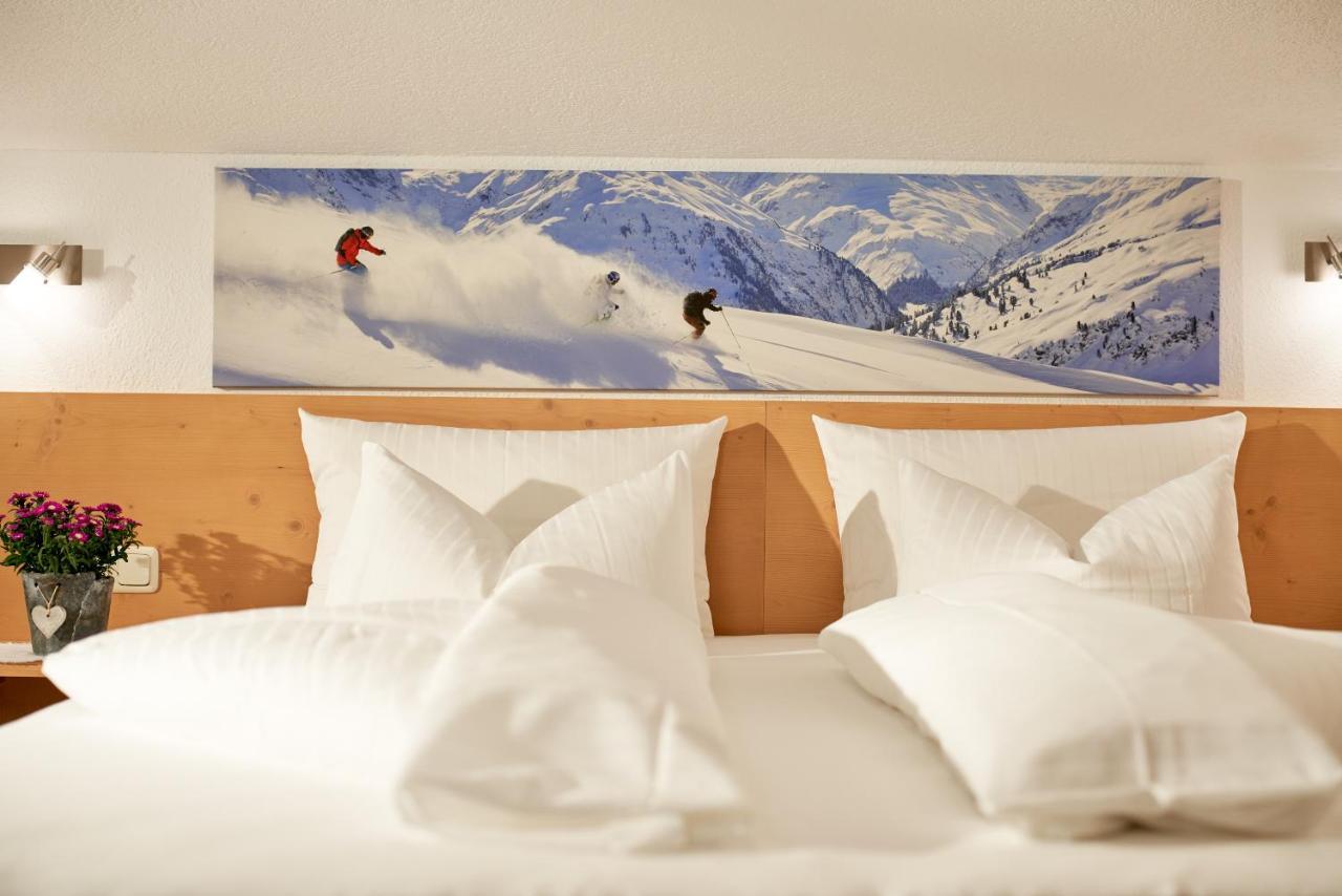 Landhaus Strolz Sankt Anton am Arlberg Esterno foto